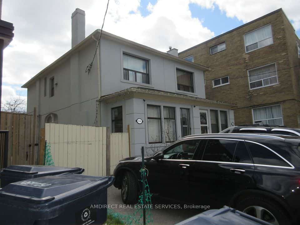 644 Vaughan Road, Toronto, ON M6E 2Y3