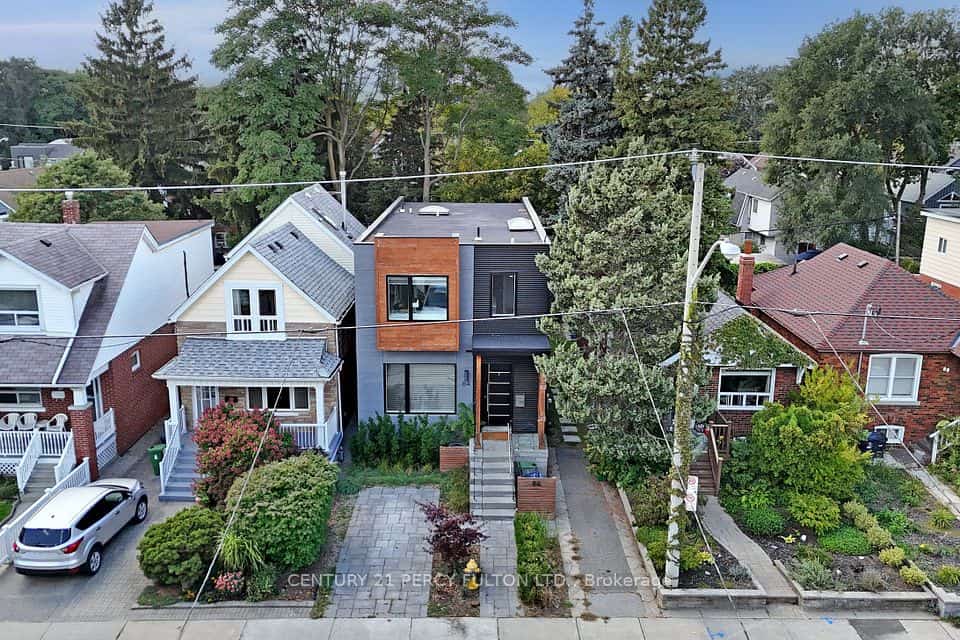84 Wiley Avenue, Toronto, ON M4J 3W6