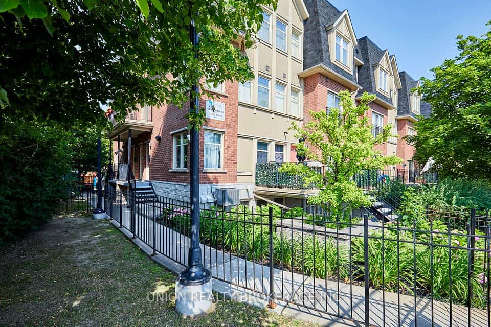 Victoria Village, Toronto