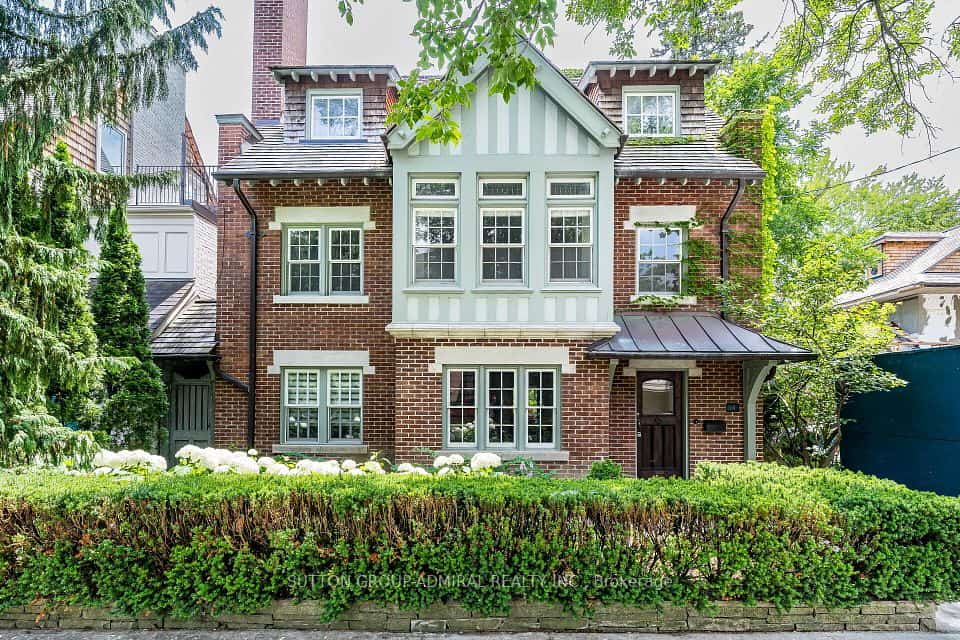 63 Highland Avenue, Toronto, ON M4W 2A2