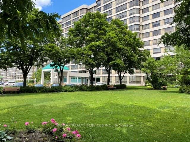 330 Mill Street S #508, Brampton, ON L6Y 3V3