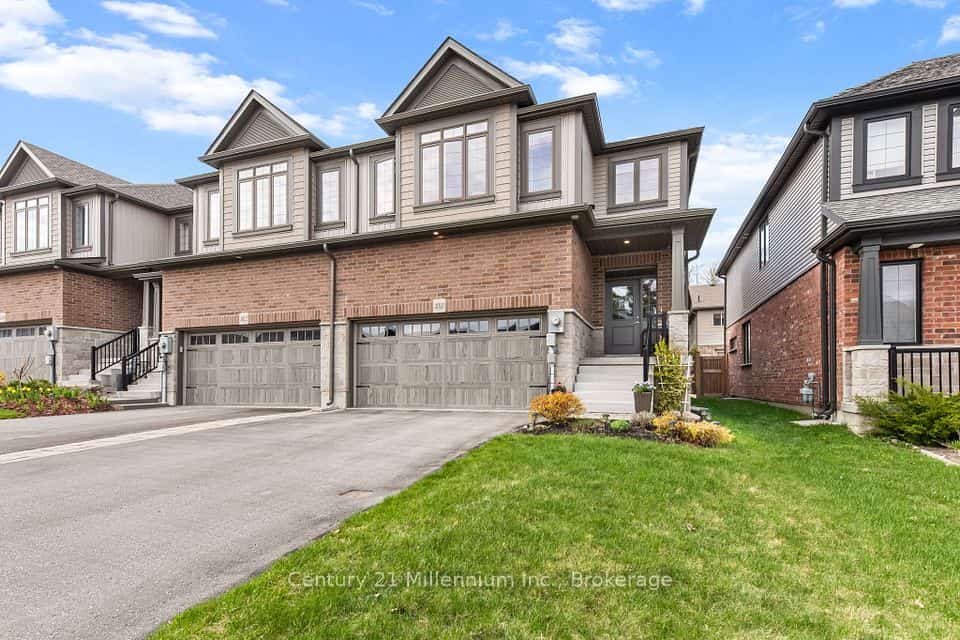 1010 Wright Drive, Midland, ON L4R 0E4