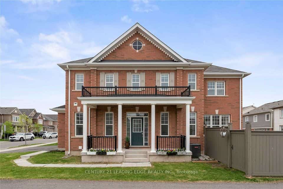 230 HINTON Terrace, Milton, ON L9E 1C8