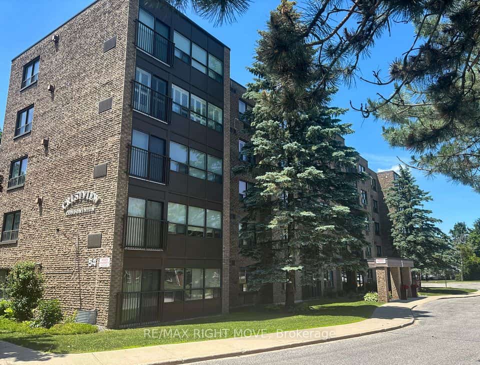 54 Fittons Road W #202, Orillia, ON L3V 3T9