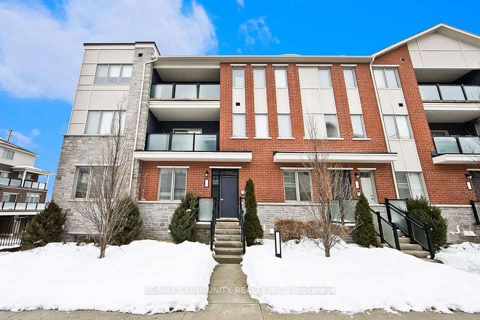 1148 Dragonfly Avenue #511, Pickering, ON L1X 0H5