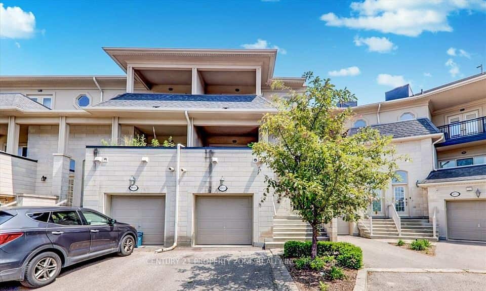 9033 Derry Road, Milton
