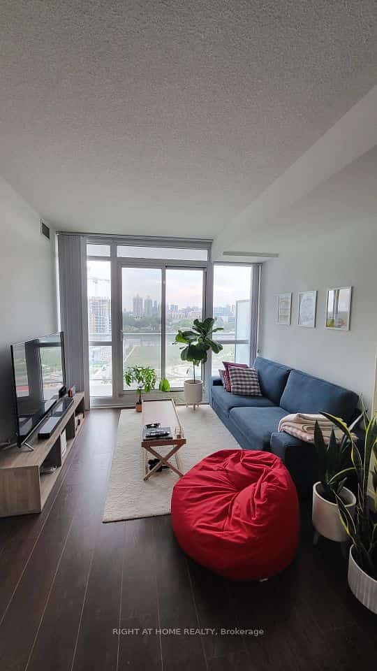 121 MCMAHON Drive #2211, Toronto, ON M2K 0C1