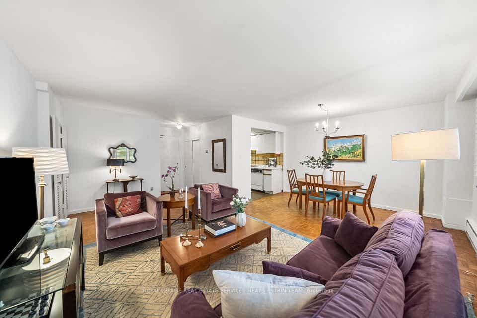581 Avenue Road #204, Toronto, ON M4V 2K4