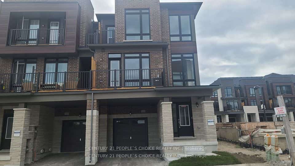 161 Blick Crescent, Aurora, ON L4G 4A7