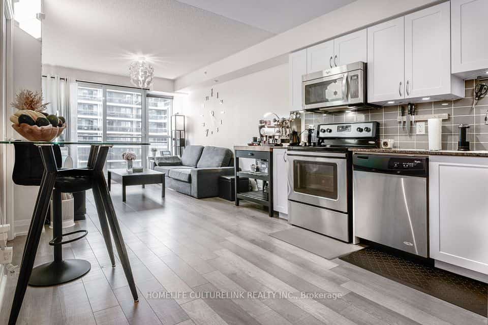 372 Highway 7 East Highway #616, Richmond Hill, ON L4B 0C6