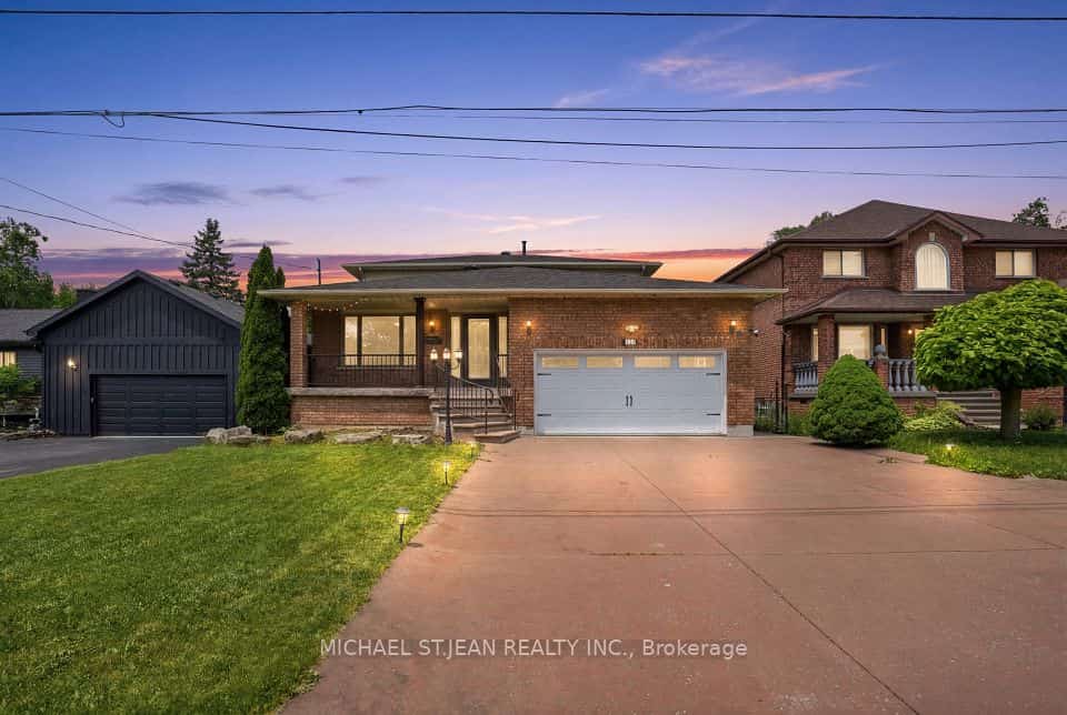111 Aubrey Avenue, Hamilton, ON L8J 2T2