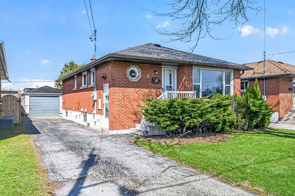 76 Terrace Drive, Hamilton, ON L9A 2Y6