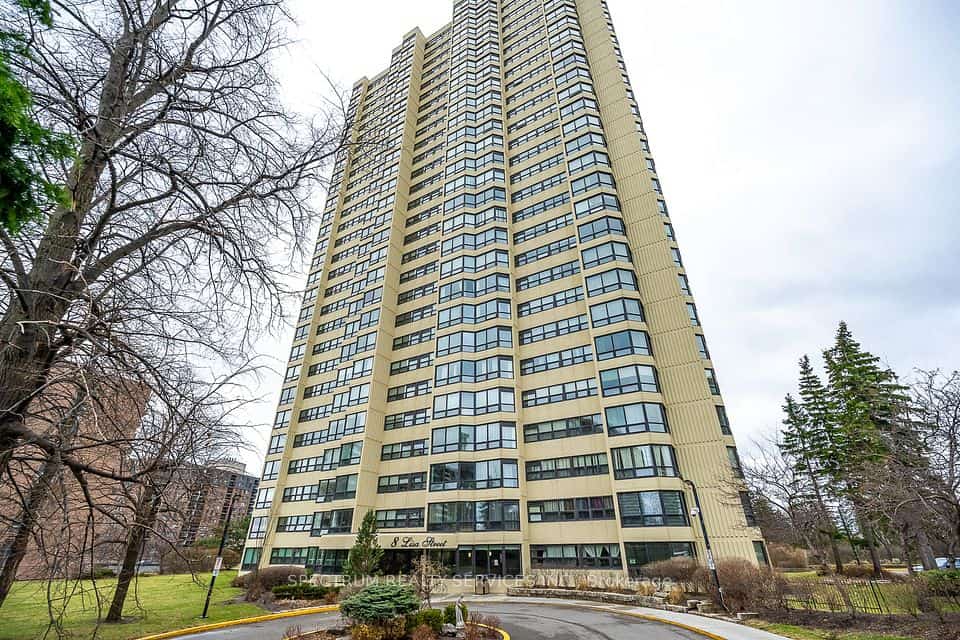 8 Lisa Street #2104, Brampton, ON L6T 4S6