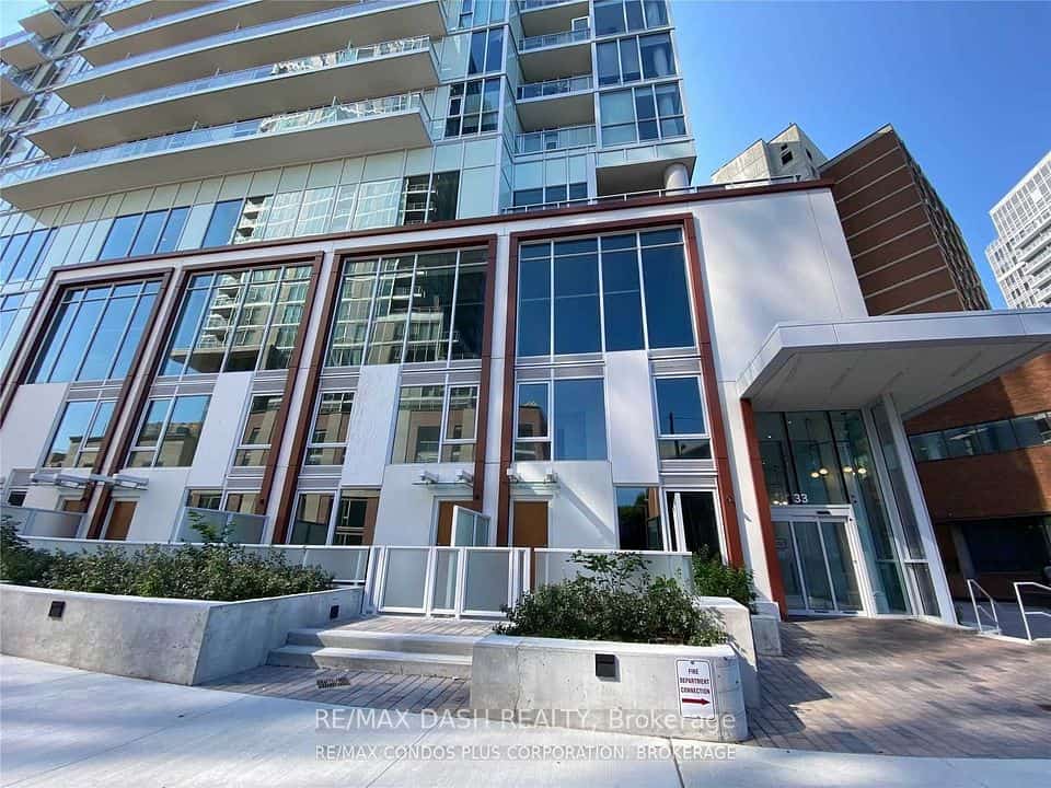 33 Helendale Avenue #506, Toronto, ON M4R 0A4