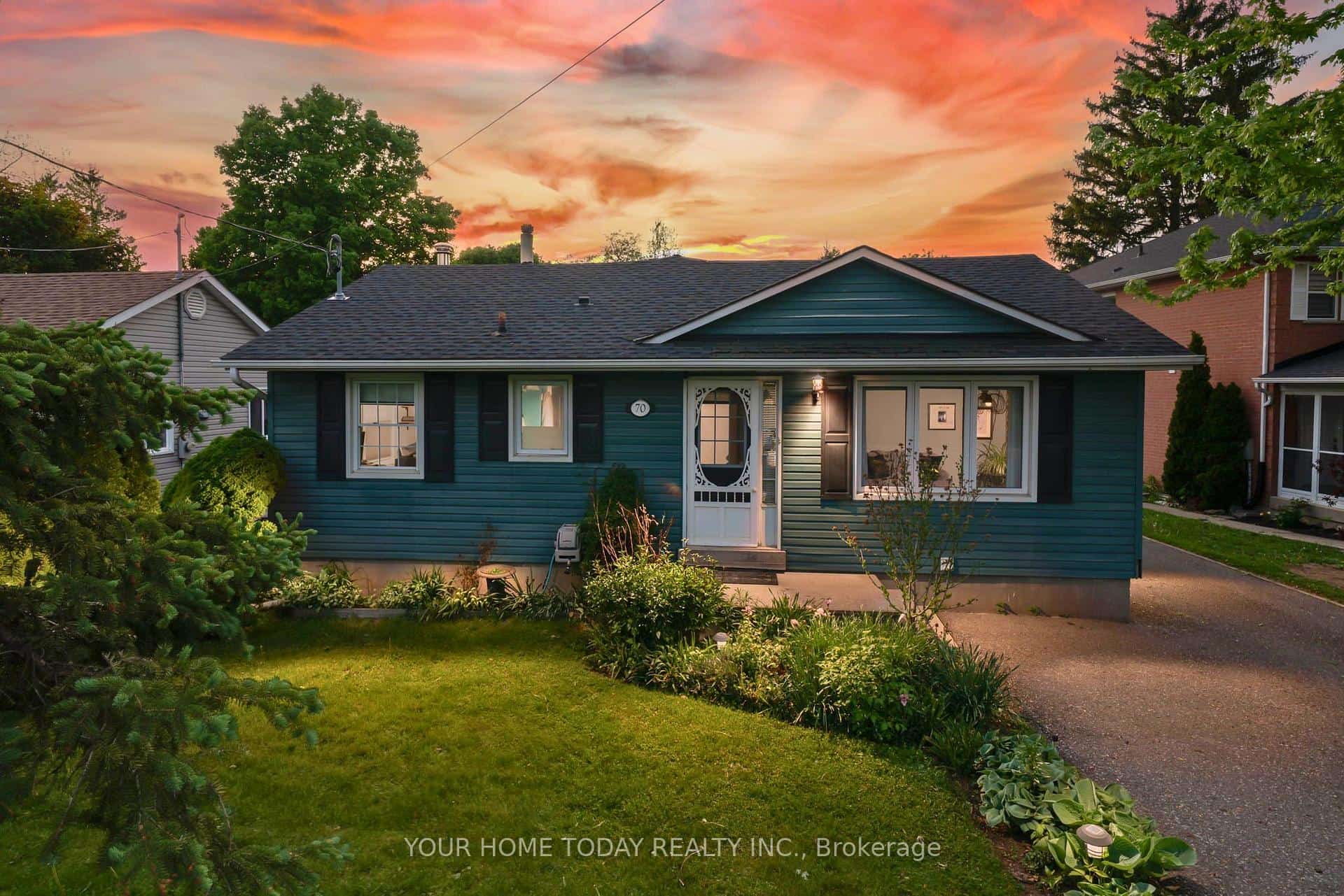 70 Maple Avenue, Halton Hills, ON L7G 1X7