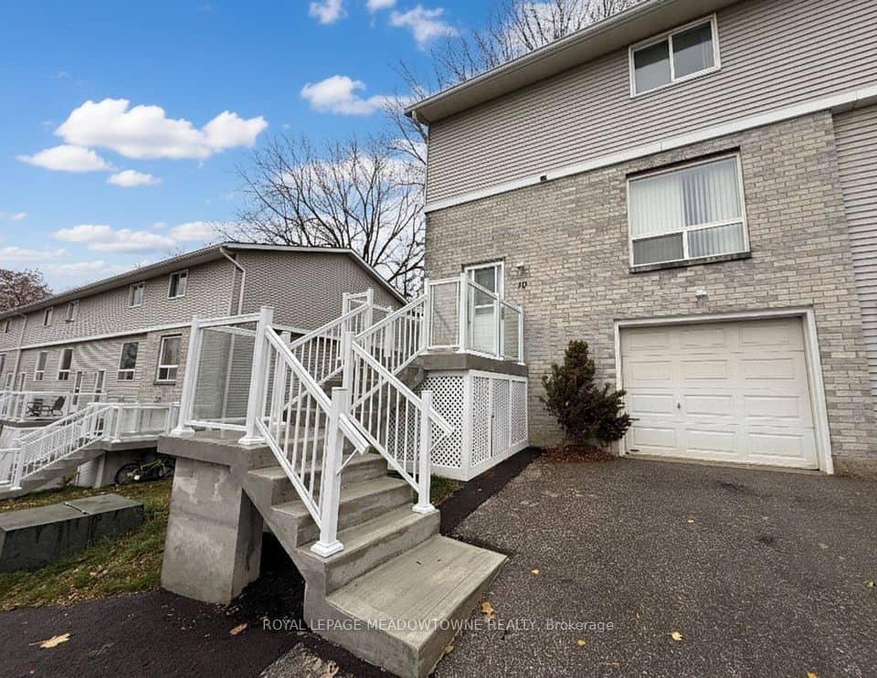 648 Doon Village Road, Kitchener, Kitchener