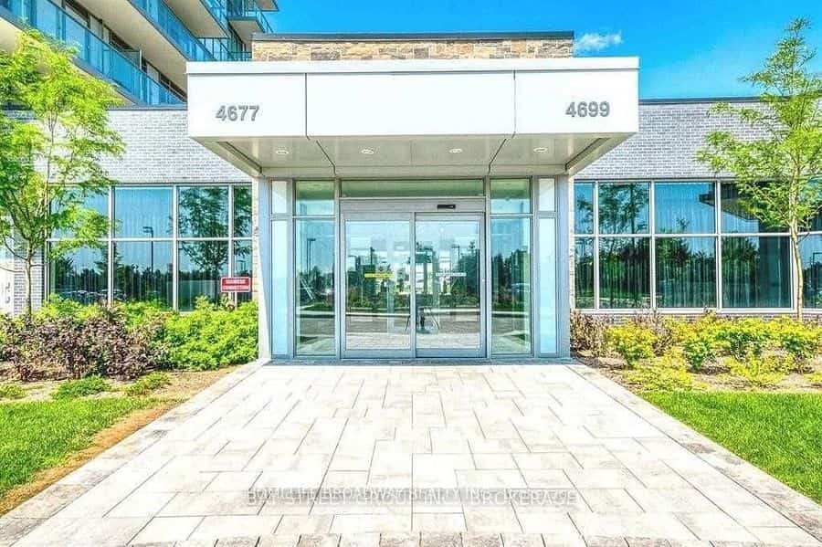 4699 Glen Erin Drive #PH05, Mississauga, ON L5M 2E5