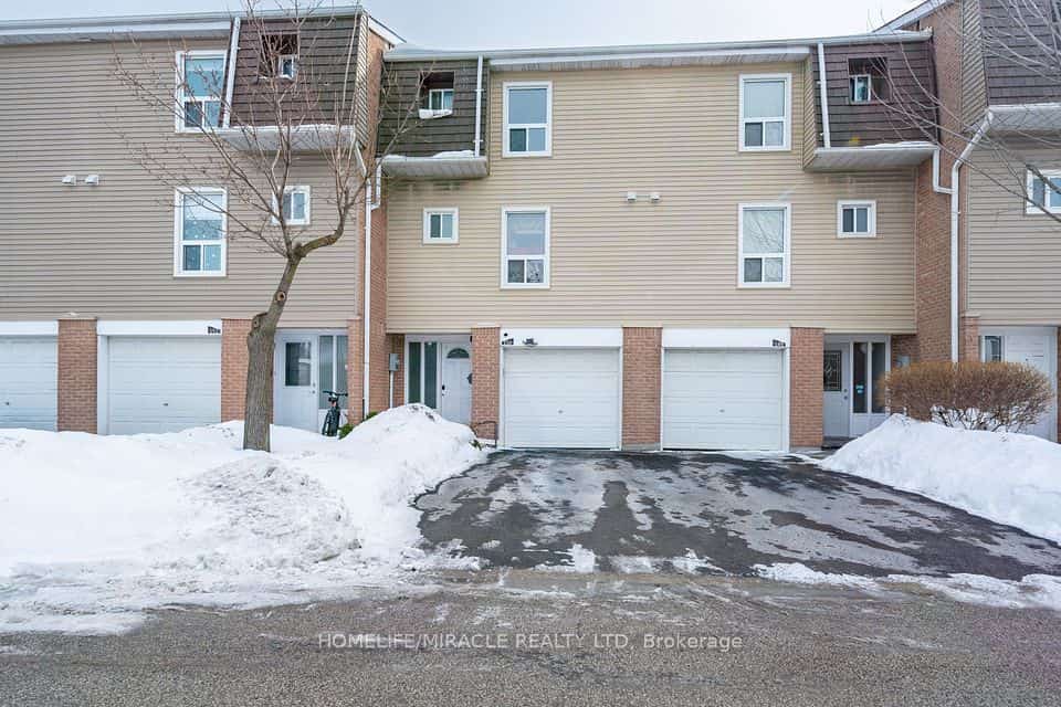 150 Enderby Crescent #150, Brampton, ON L6T 4C7