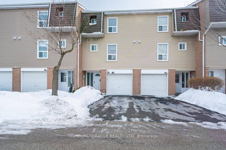 150 Enderby Crescent, Brampton