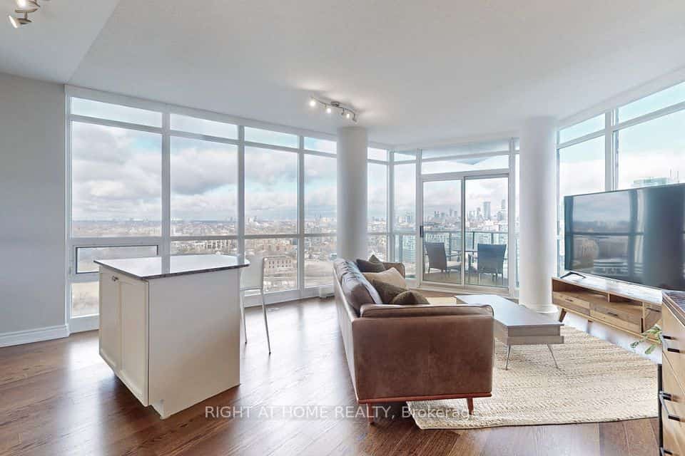 231 Fort York Boulevard #2309, Toronto, ON M5V 1B2