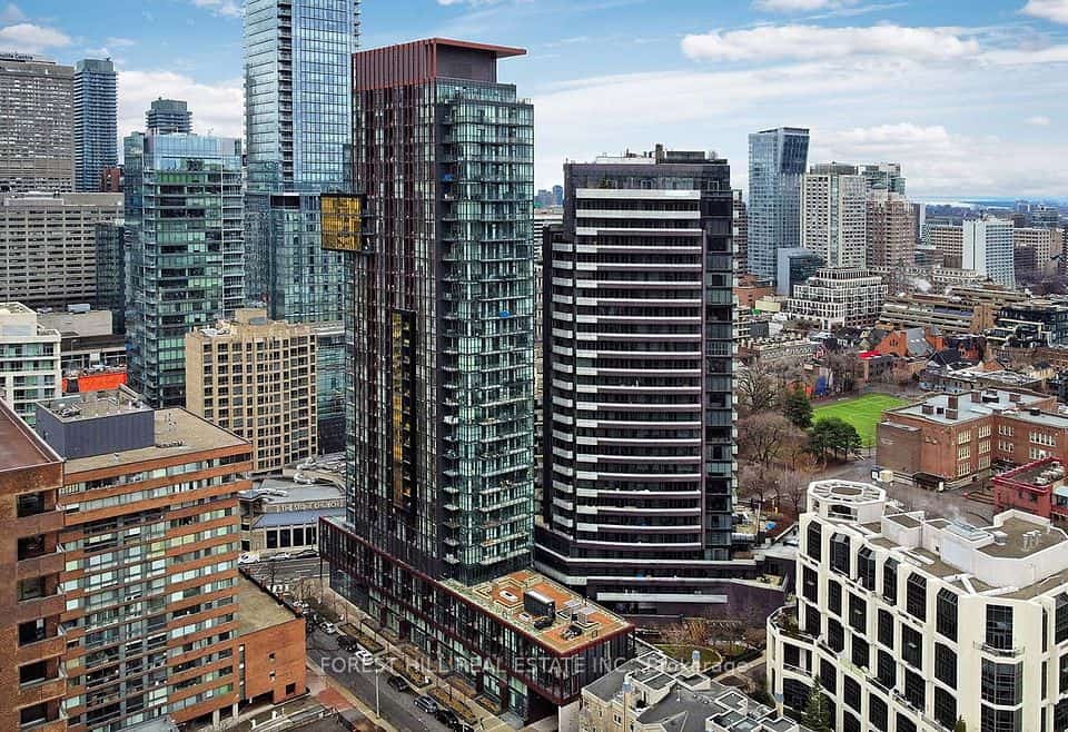 32 Davenport Road #2407, Toronto, ON M5R 0B5