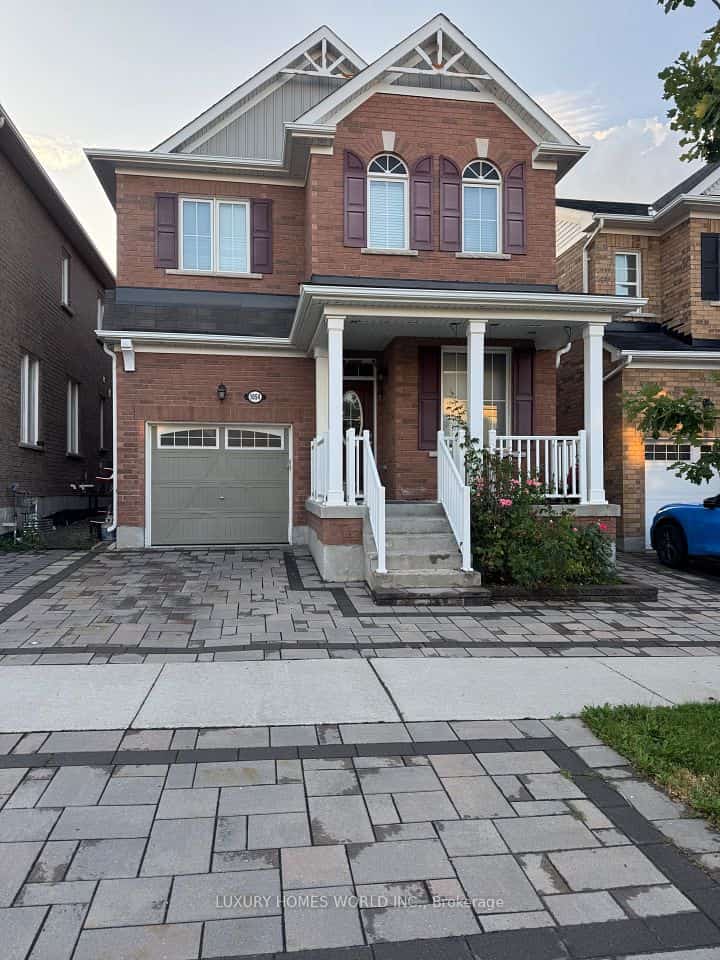 1054 Belcourt Street, Pickering, ON L1X 0G3