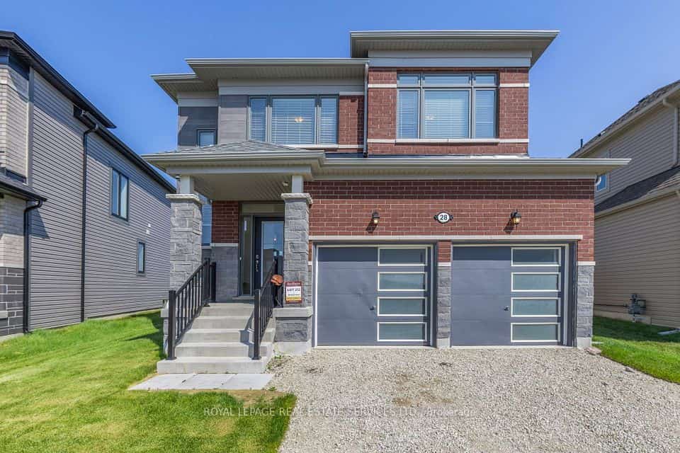28 Union Boulevard, Wasaga Beach, ON L9Z 0M5