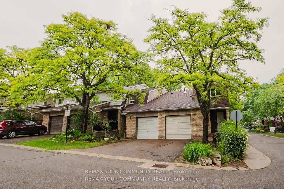 27 Dunkeld Way, Markham