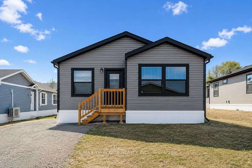 1085 Concession 10 Road W, Hamilton, ON L0R 1K0