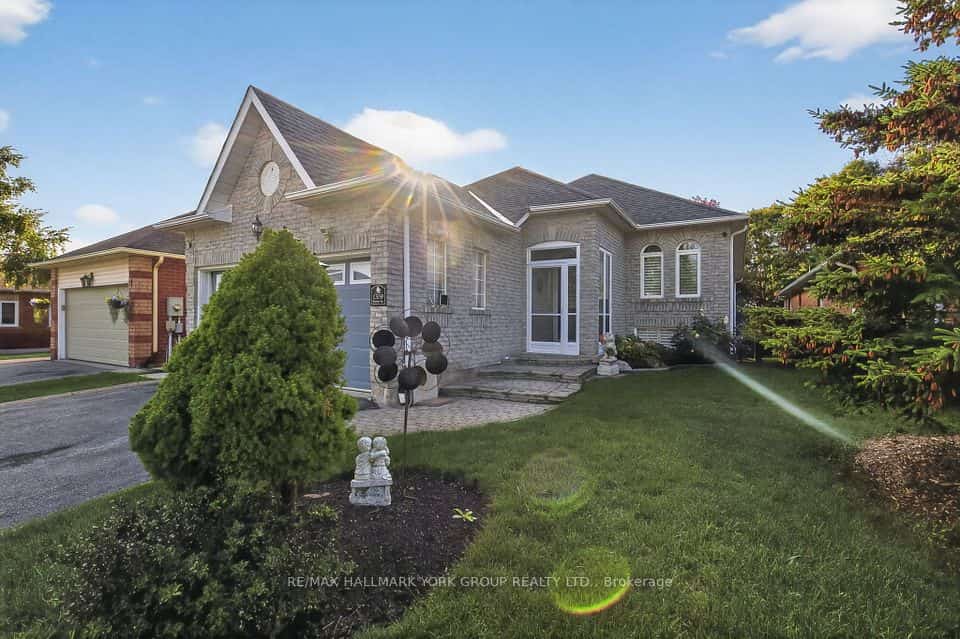 1339 Forest Street, Innisfil, ON L9S 1Z7