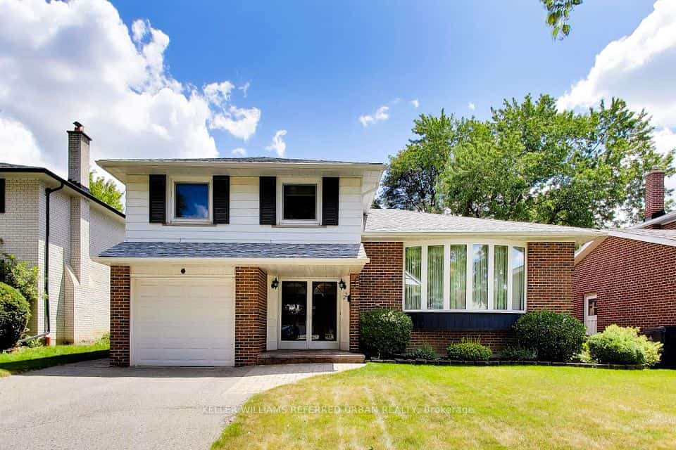22 Crossbow Crescent, Toronto, ON M2J 3M4