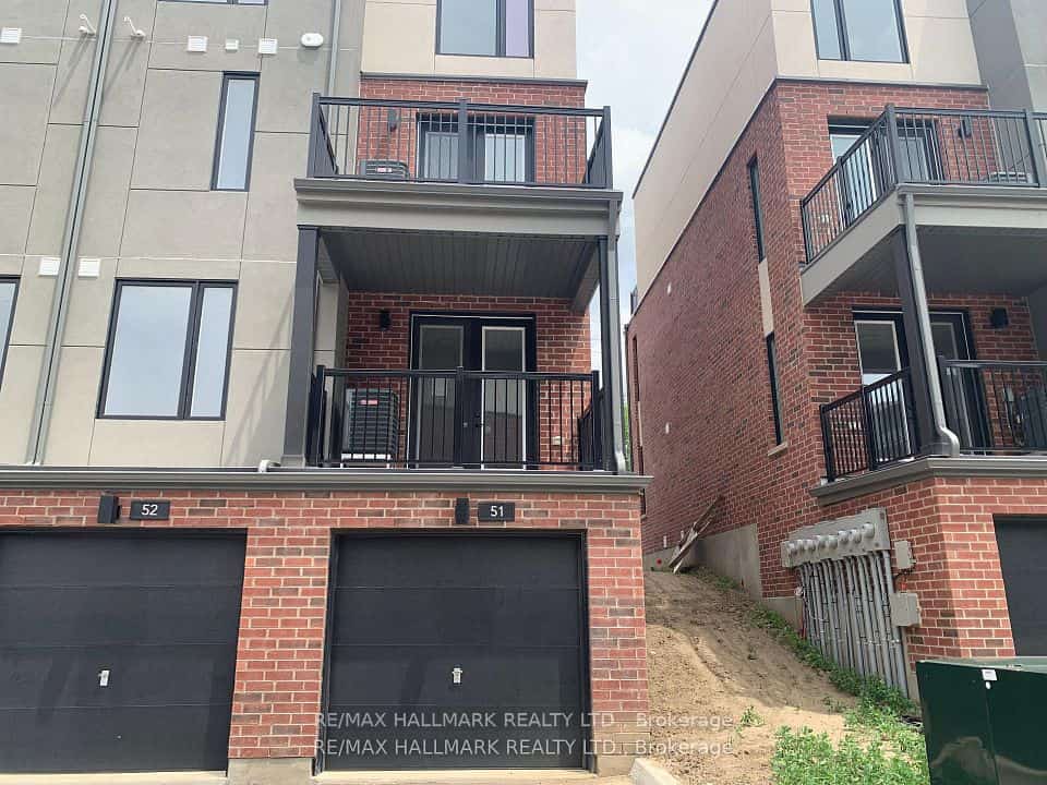 99 Roger Street S #51, Waterloo, ON N2J 0G1