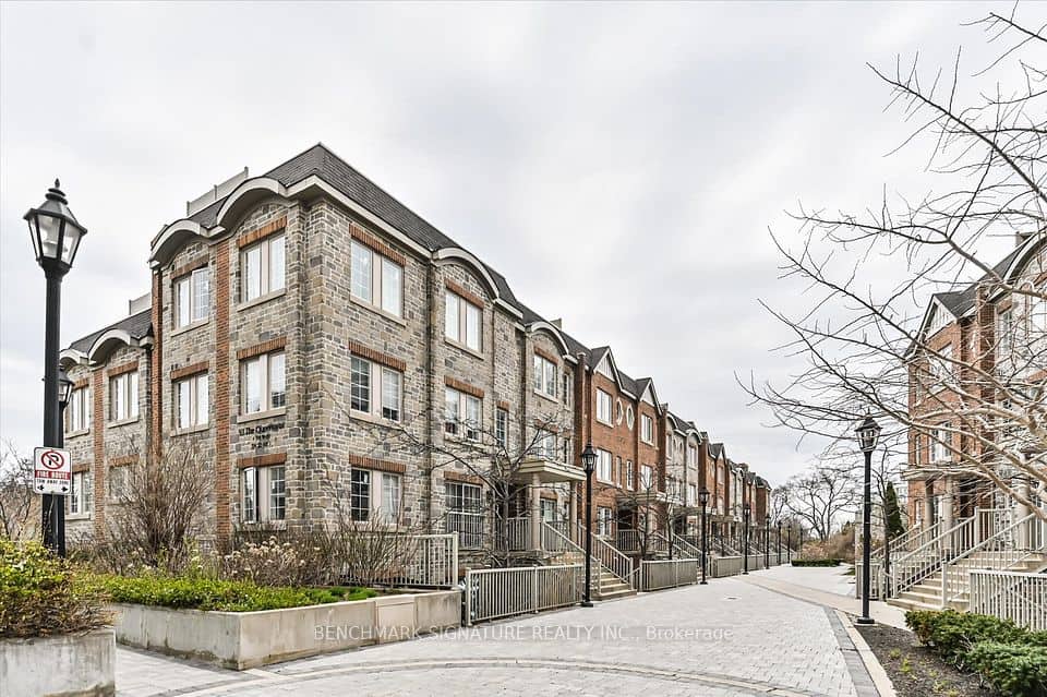 93 The Queensway Avenue, Toronto